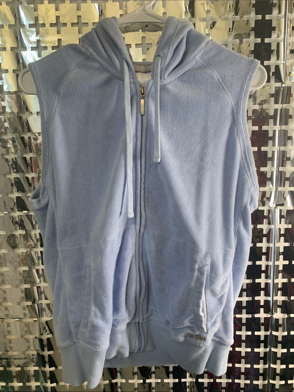 Speedo Axcelerate Light Blue Hooded Sleeveless Zip Vest